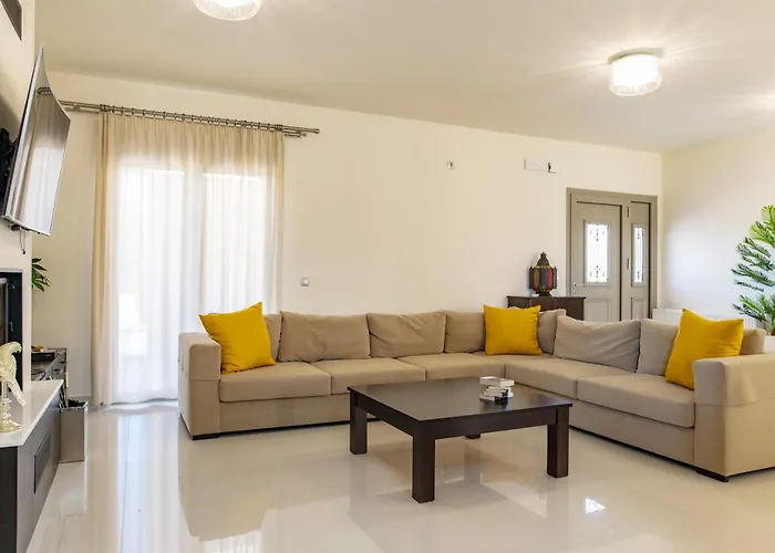 Livas Relaxing In Kardamena *