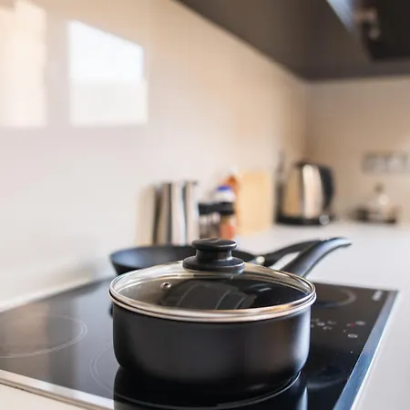 Livas Relaxing In Kardamena Feriehus