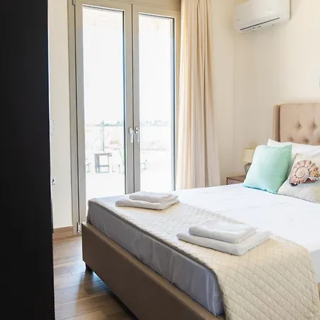 Livas Relaxing In Kardamena *